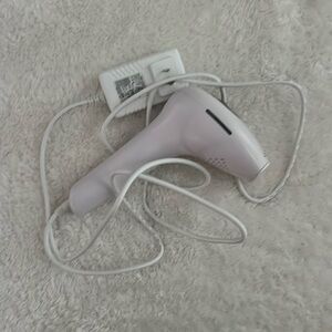 XSoul IPL Hair Removal with safety glasses